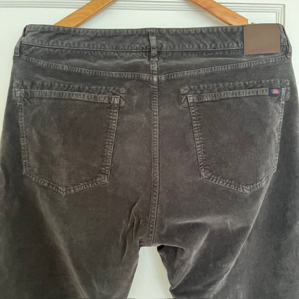 Faherty 5 Pocket Cord in Washed Black | Size 34 - Picture 6 of 10